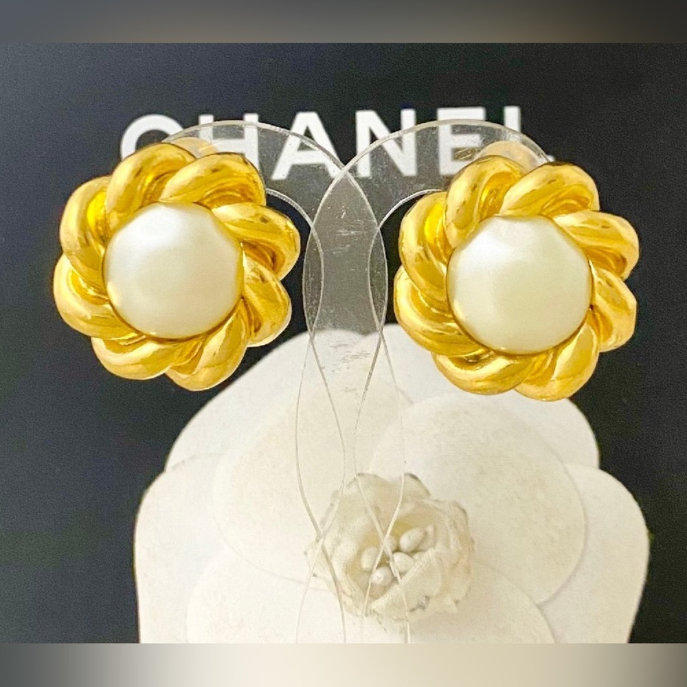 Chanel Gold Plated Pearl Clip On Earrings - Authentic